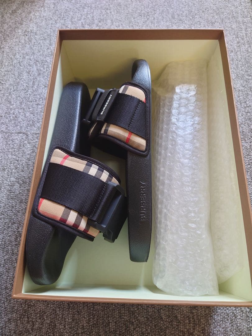 バーバリー BURBERRY サンダル キャメロンベージュ