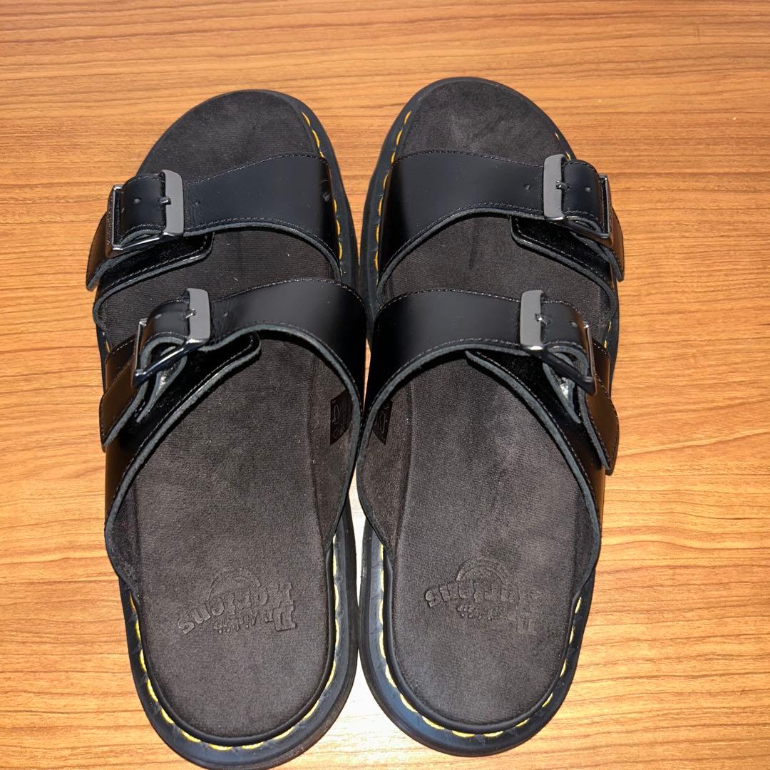 ドクターマーチン　サンダルJOSEFブラック