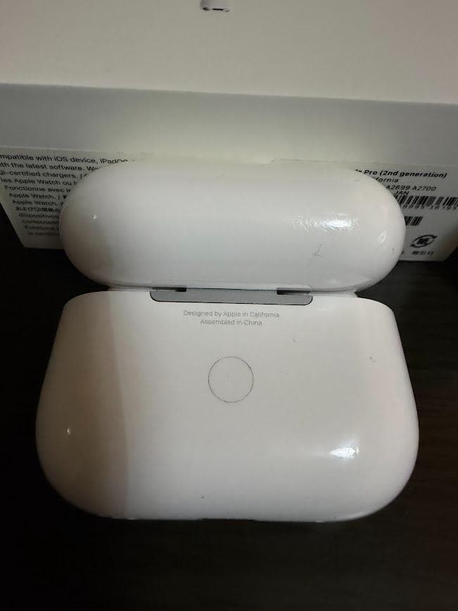 Apple アップル AirPods Pro 第2世代　おまけ付き