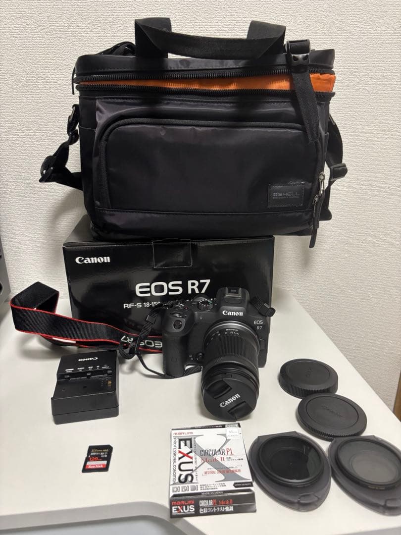 Canon EOS R7 18-150 一眼レフ