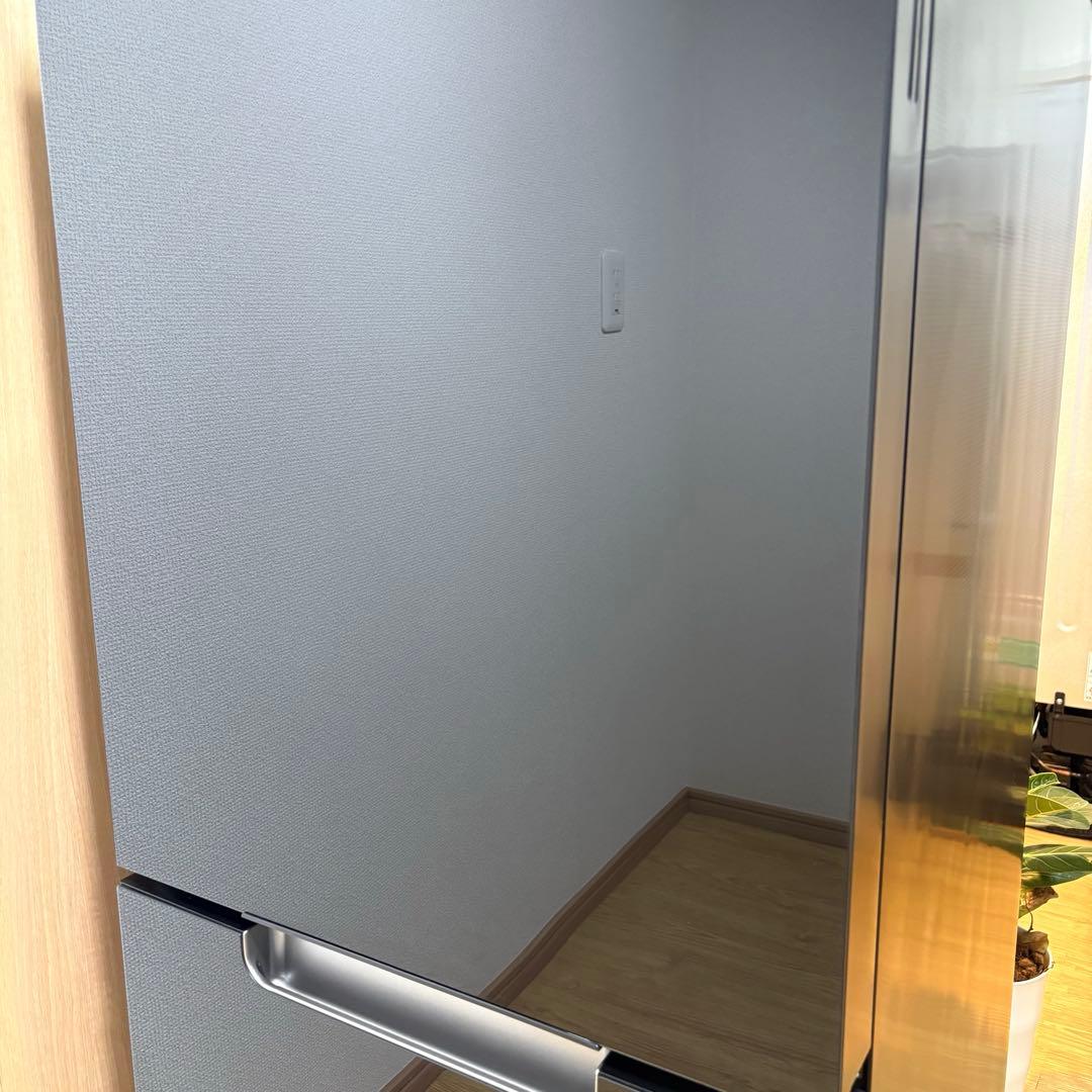 2023年製 冷蔵庫 一人暮らし 単身用 小型 3ヶ月保証付き ガラスドア 高級