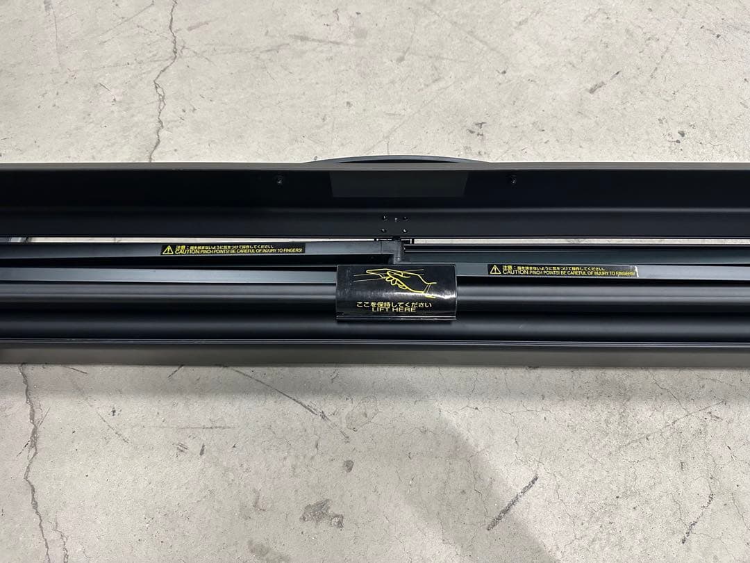 エプソン90型　EPSON ELPSC25 プロジェクタースクリーン