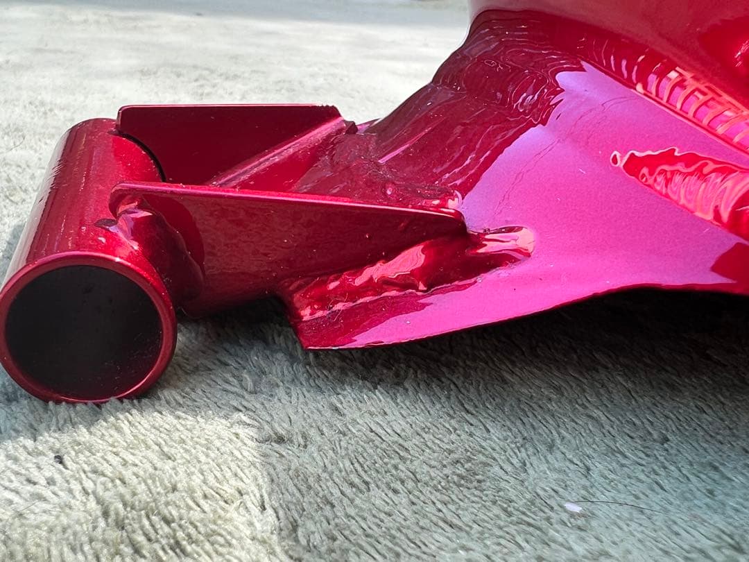 トライアンフ　スピードツイン　スクランブラー　純正タンク　新車外し