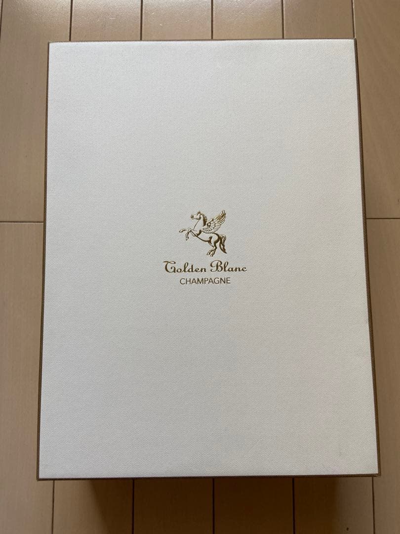 正規品　韓国　シャンパン ゴールデンブラン ブリュット ロゼ　箱付き　グラス付き