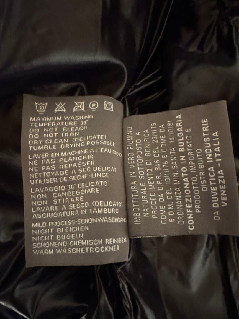 ★デュベティカ　ダウンジャケット　ブラック　DUVETICA 肉厚