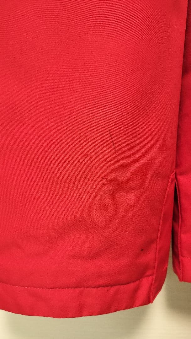 DESCENTE　スキーウェア M 黒 赤 ロゴ入り