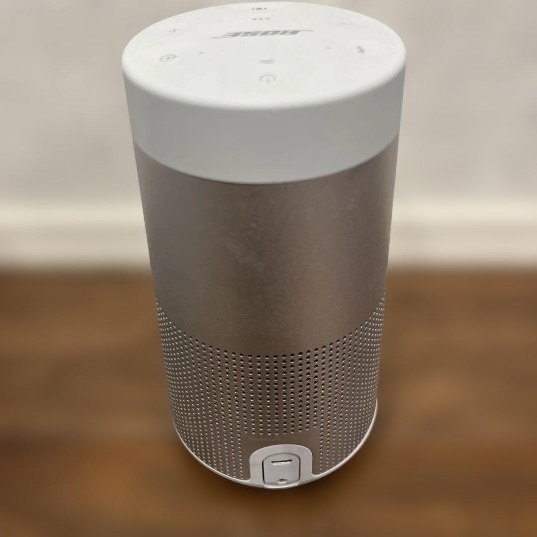 ボーズ　 スピーカーBose SoundLink RevolveⅡ シルバー