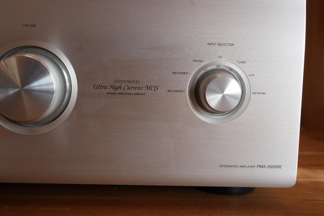 プリメインアンプ　DENON PMA-2000RE