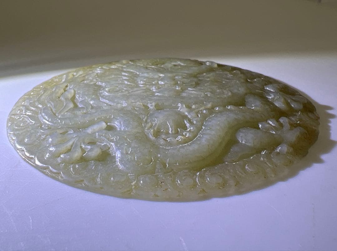 白砡　彫刻　直径約9㎝　75g 東Y7-1020☆2Fタサオ