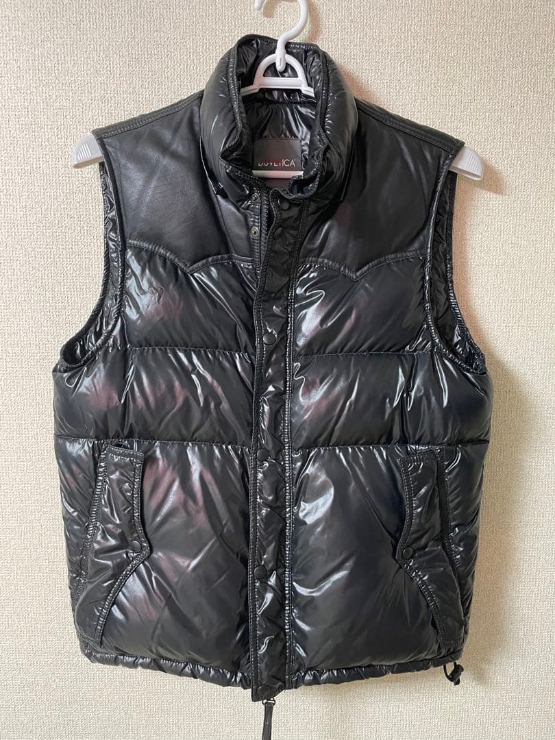 ち*る様 国内正規品　美品DUVETICAダウンベスト　ブラック　ヨーク羊革レザ
