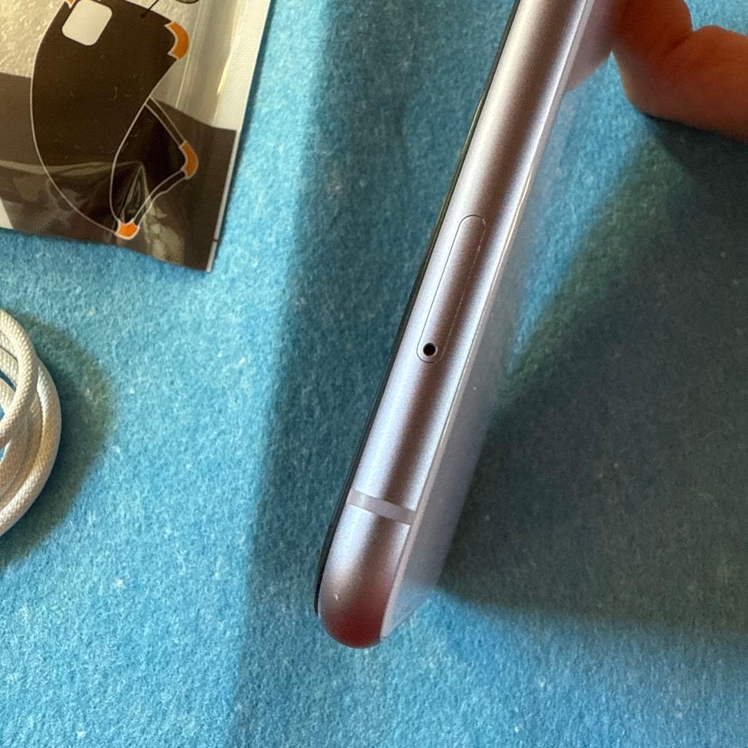 美品iPhone11 本体 256GB フィルム＆ケース＆ケーブルセット