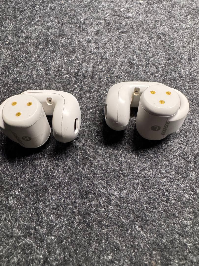 サラ BOSE ULTRA OPEN EARBUDS ホワイト