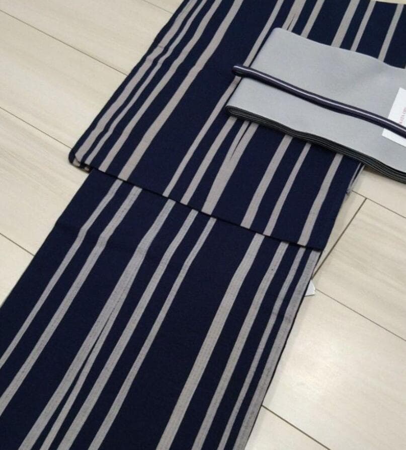 お任せ白帯つき◆■最高級しじら織浴衣 波縞紺■反物染め抜きの抜染■