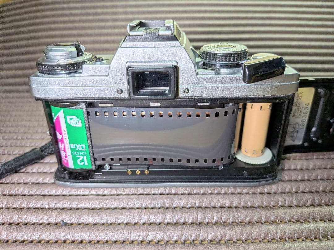 ミノルタ MINOLTA X-700 シルバー　レンズ付き