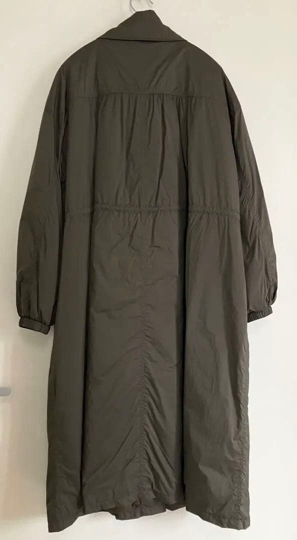 新品タグ付 Spick and Span 撥水パディングコート カーキ 36