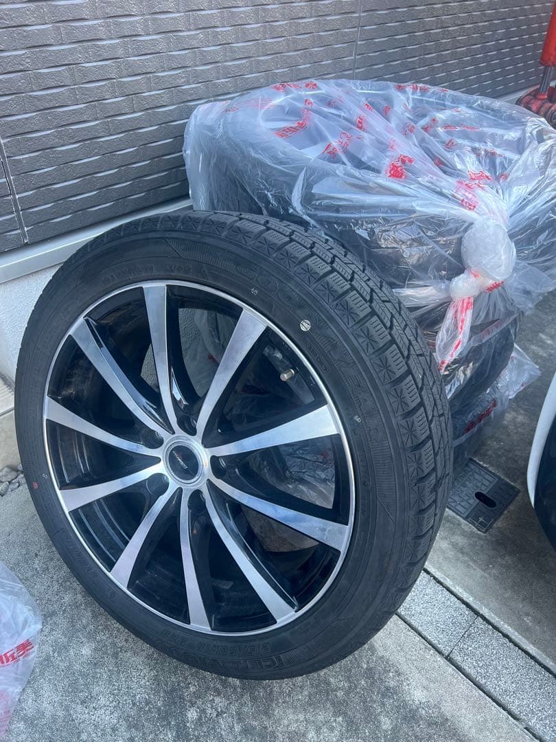 アルミホイール　215/50R18 ４本セット