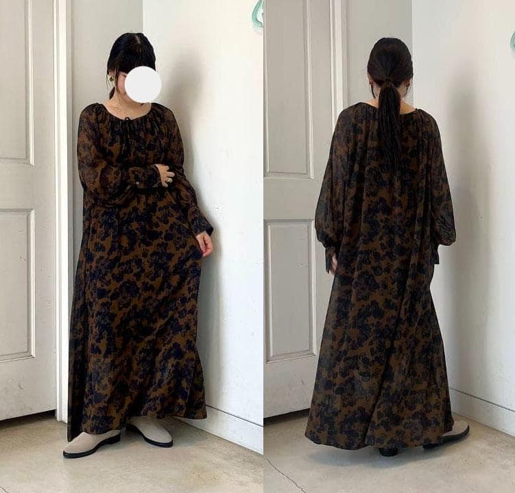 ■専用■美品【AK+1】5万円 2024年 シフォン 花柄マキシワンピース