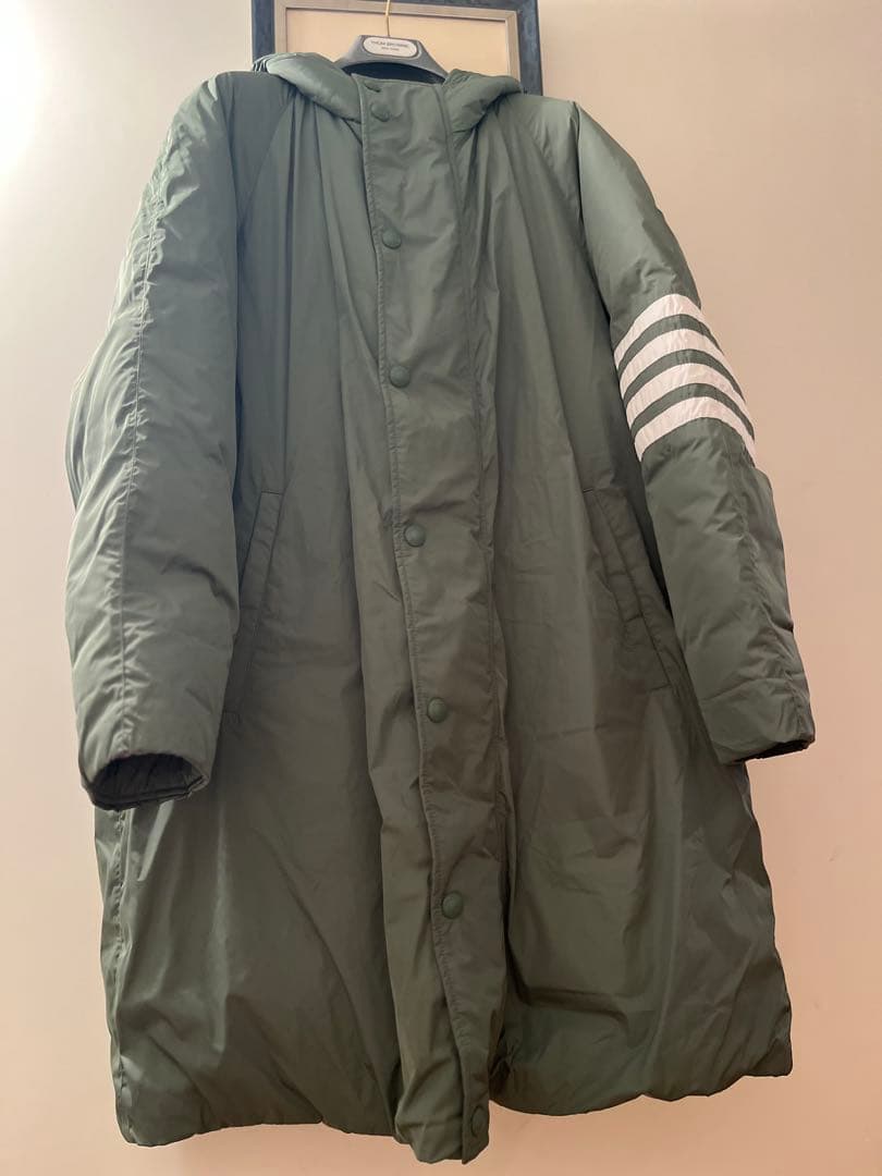 トムブラウンダウンコート