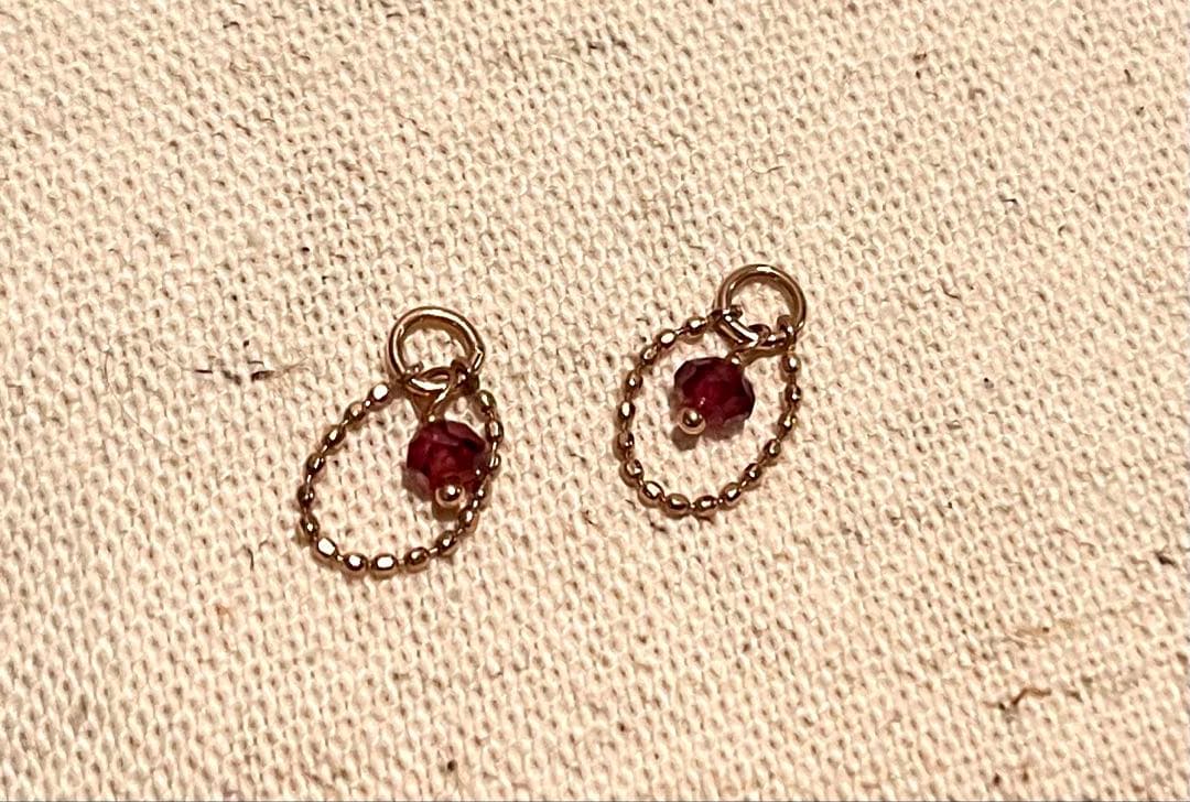 【agete】K10 ルビー&ゴールドチェーン ピアスチャーム