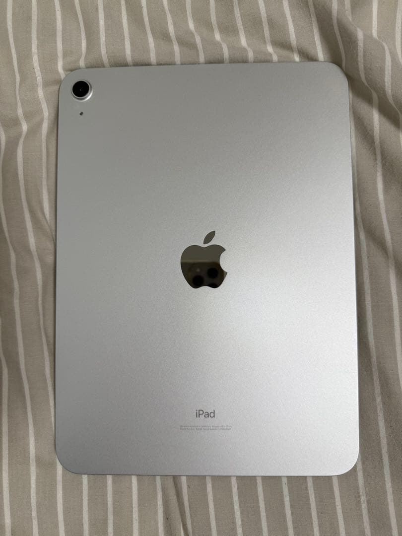 Apple iPad 代１０世代　256GB