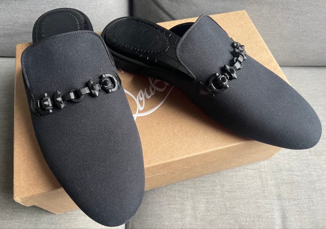 定価118800円⭐︎クリスチャンルブタン サンダル箱付新品25.0cm相当