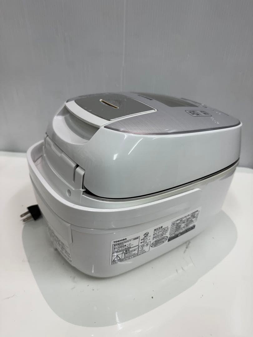 TOSHIBA 真空圧力IH炊飯ジャーRC-10VXN