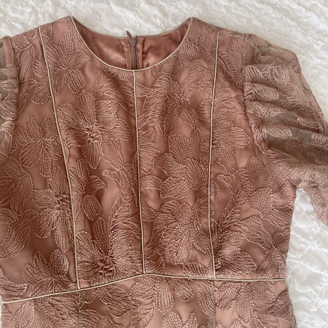 AIMER エンブロイダリーチュールパイピングドレス レースワンピース 結婚式