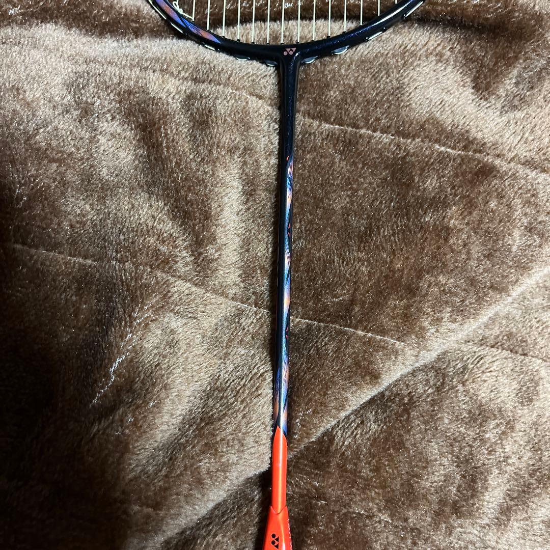 美品‼️YONEX ASTROX 77PRO （4UG5）
