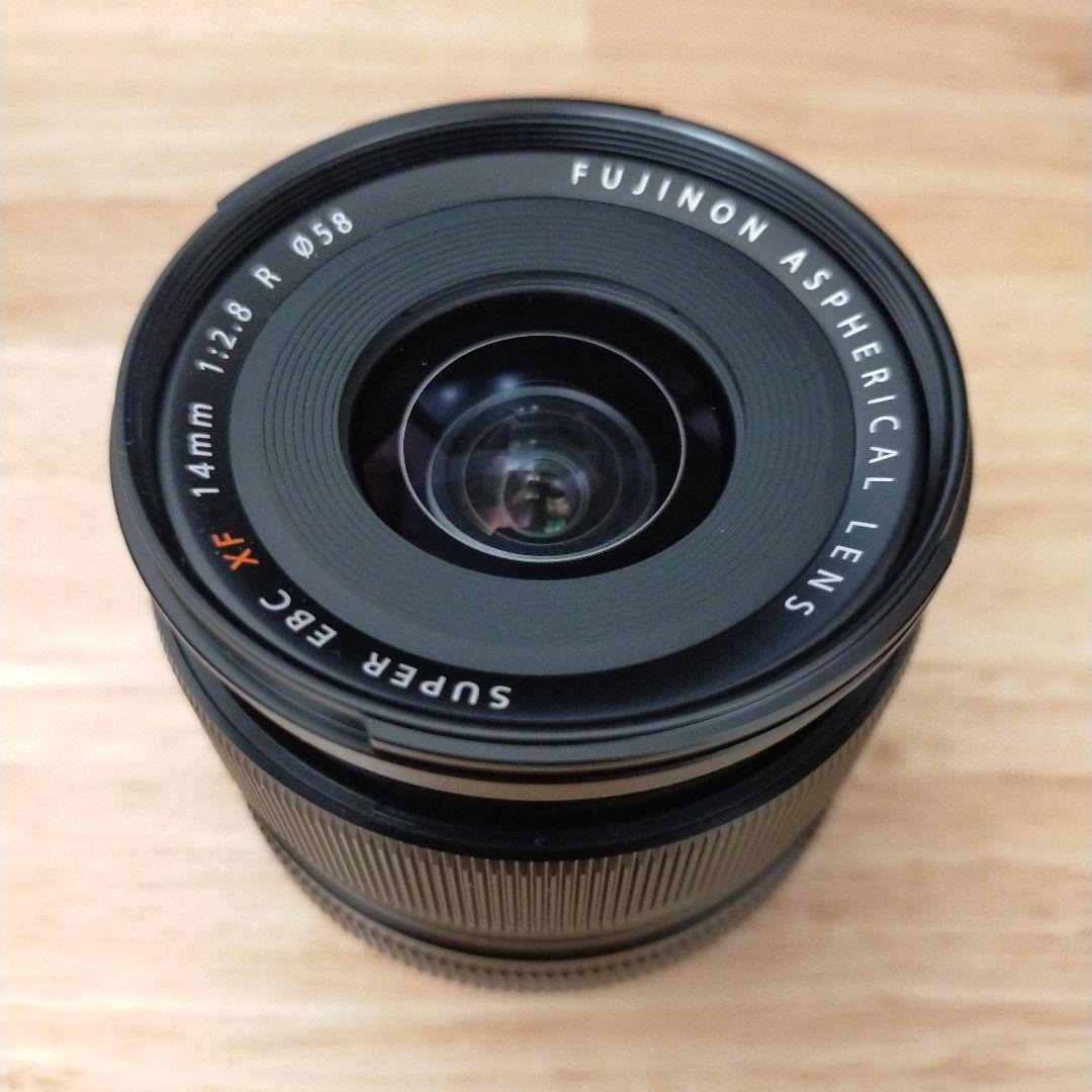 富士フイルムFujinon XF14mm F2.8 R レンズ　単焦点