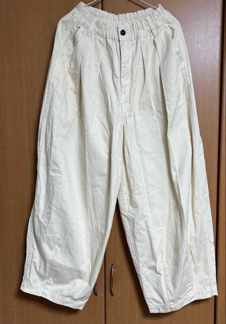 ハーべスティ サーカスパンツ アイボリーホワイト サイズ2