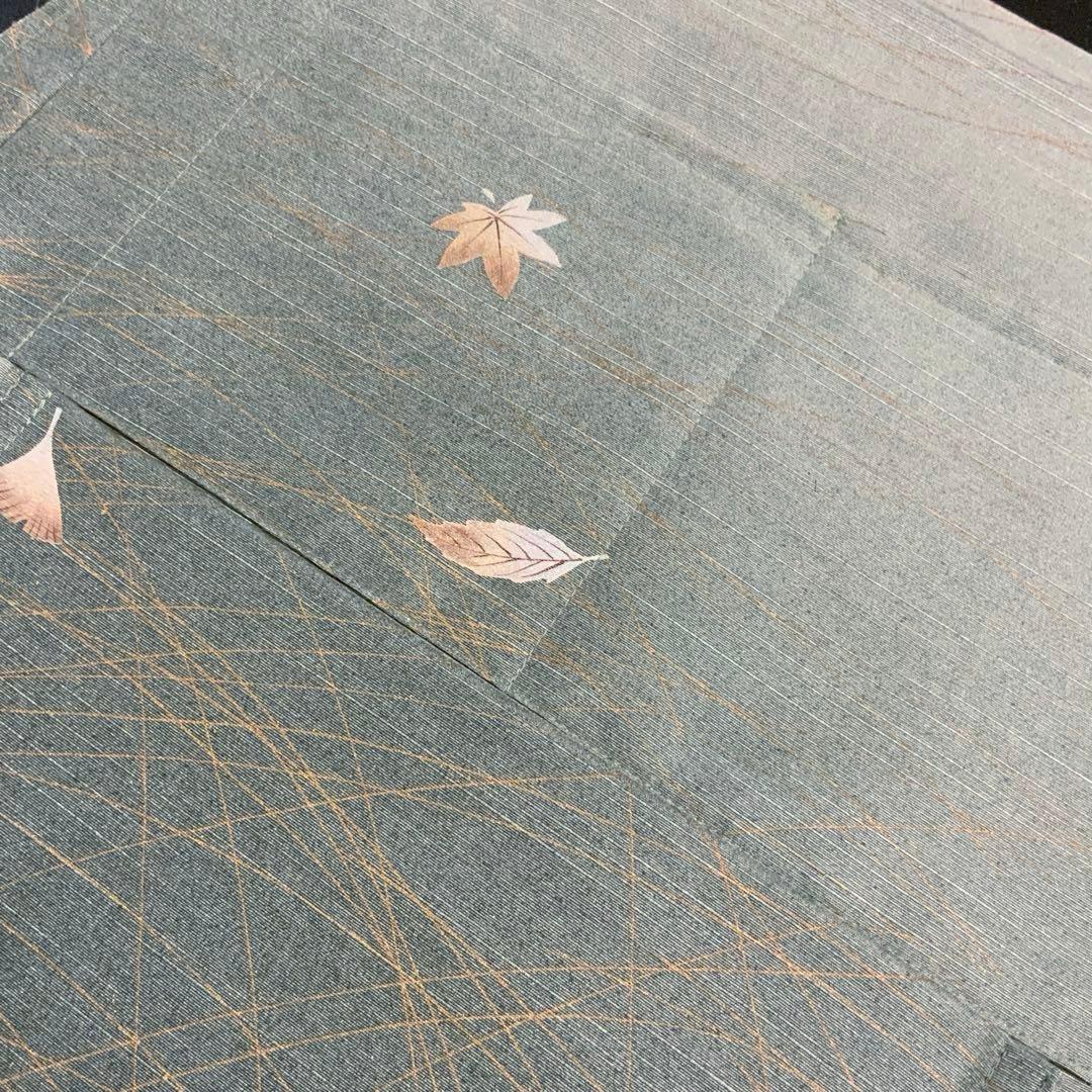 鬼しぼ縮緬　薄縹色に手描きの葉文　リメイク　胡桃皮ハンドルバッグ　浅型マチ広め