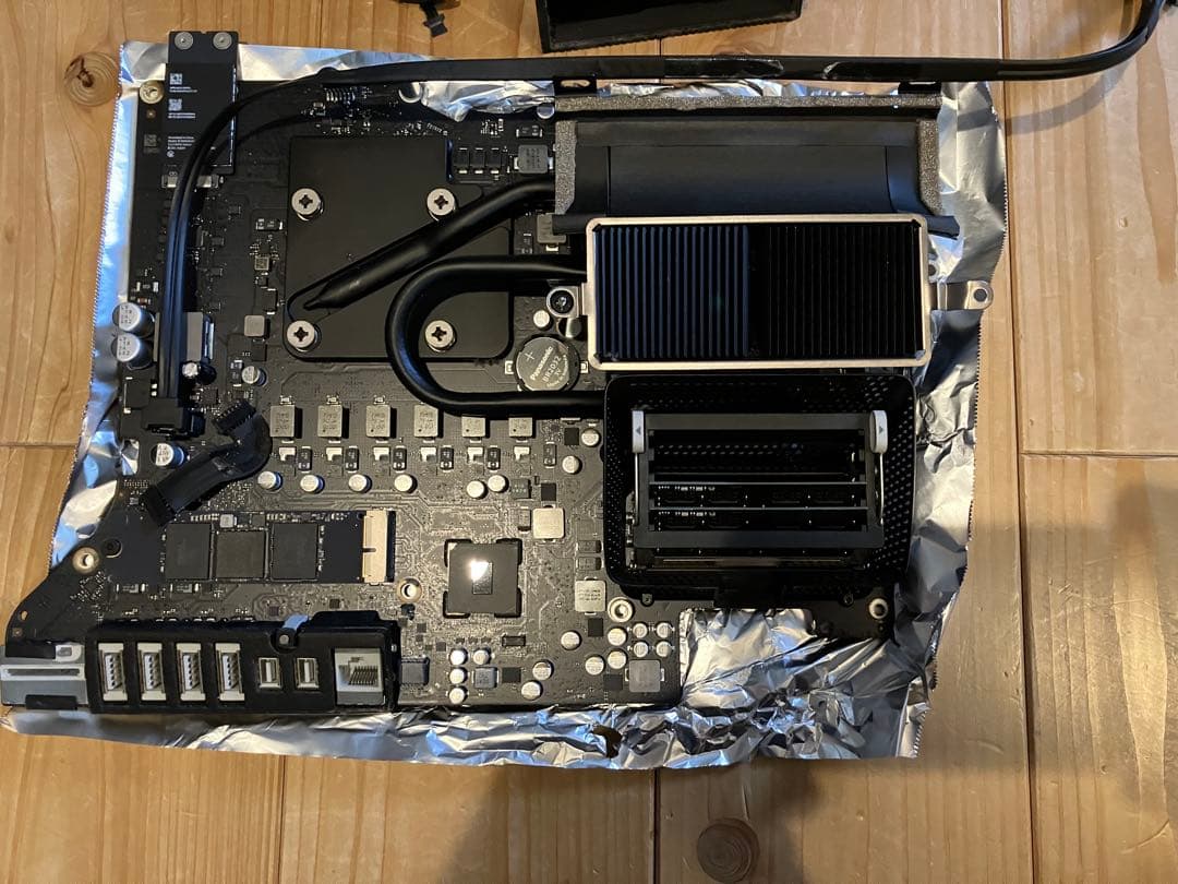 iMac retina5k 27 inch Late2015マザーボードとファン