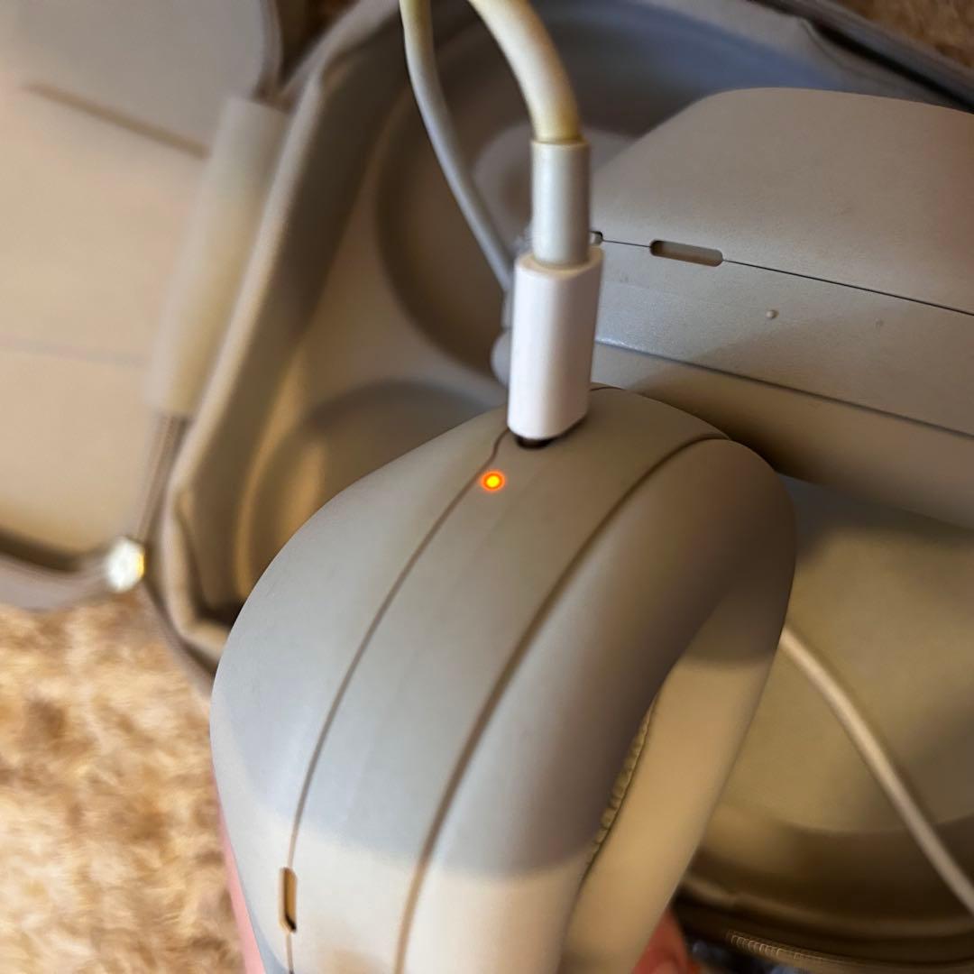 SONY ソニー　WH-1000XM5 ワイヤレスヘッドホン プラチナシルバー