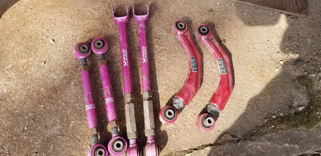 リア　キャンバーアーム　レガシィ　BP5 BL5