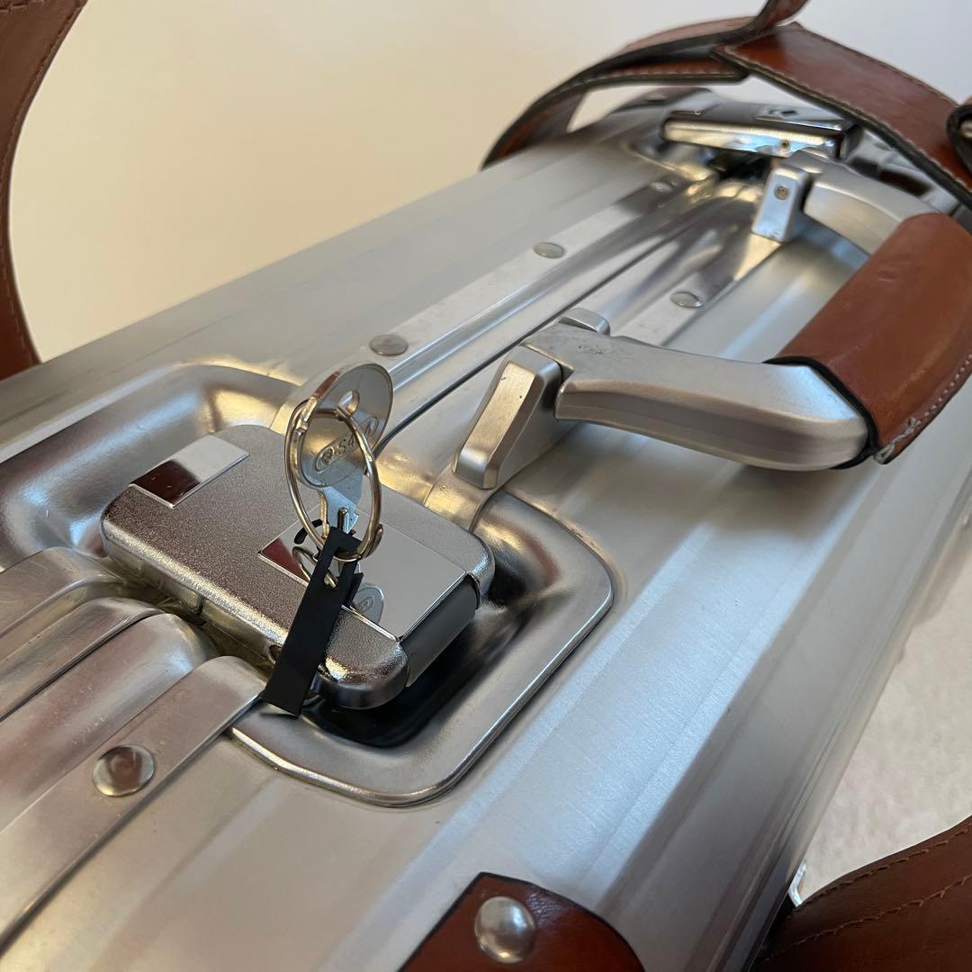 超希少 RIMOWA ヴィンテージ 『ASSIMA』限定仕様ハンドケース 23L