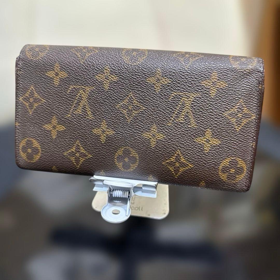 11☆良品♪カード10枚タイプ☆サラ長財布