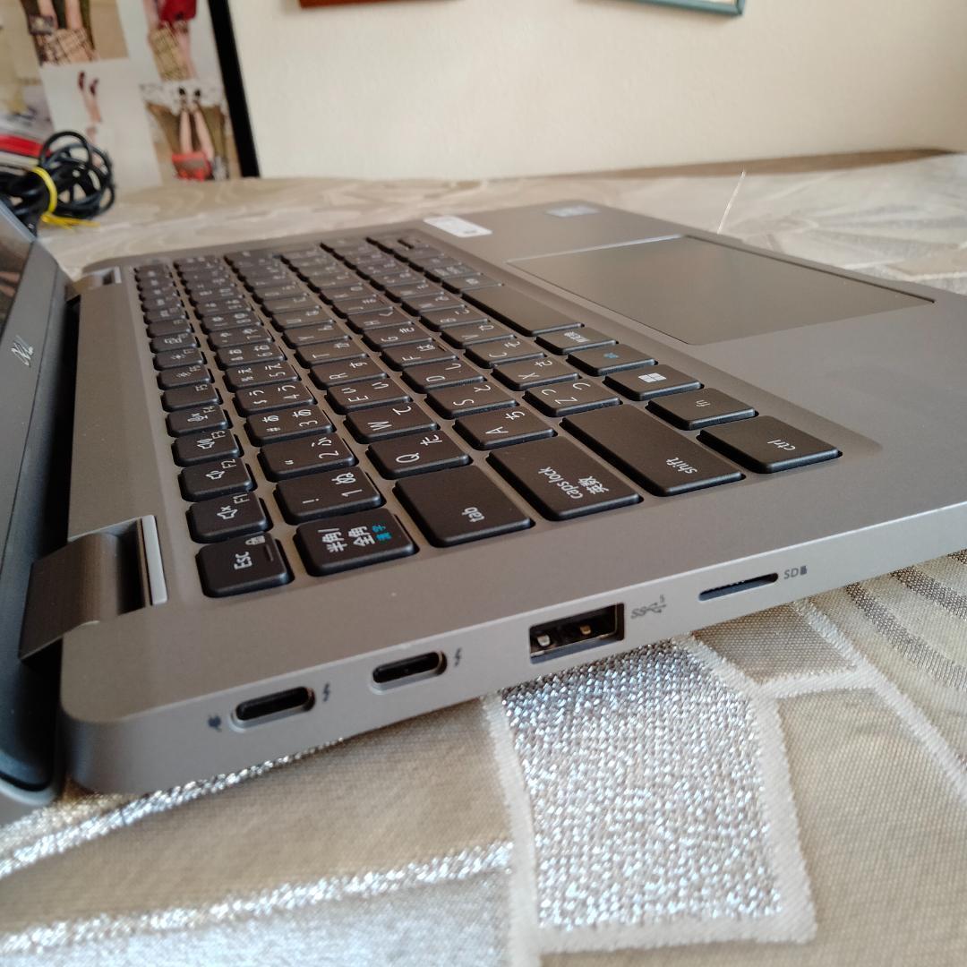 13インチ DELL 5330 12世代 i5 256G 16G FHD