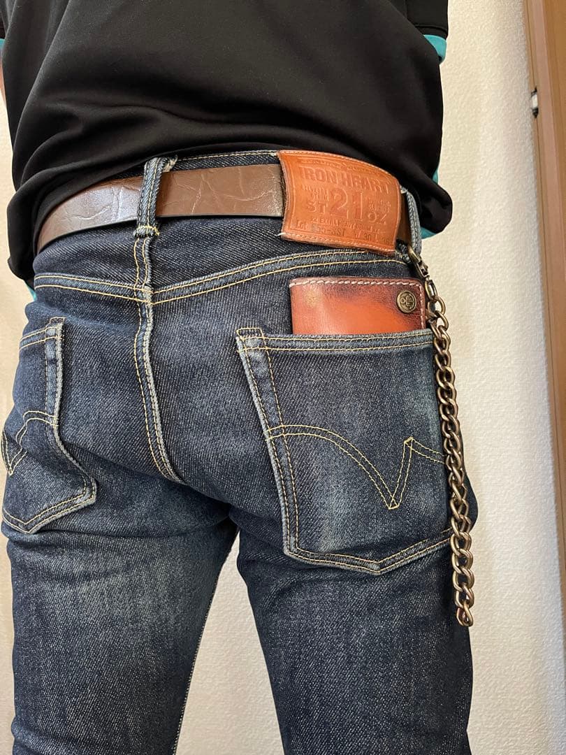 トラッカーウォレットチェーン、キーリング付き。 長財布バイカーウォレット。