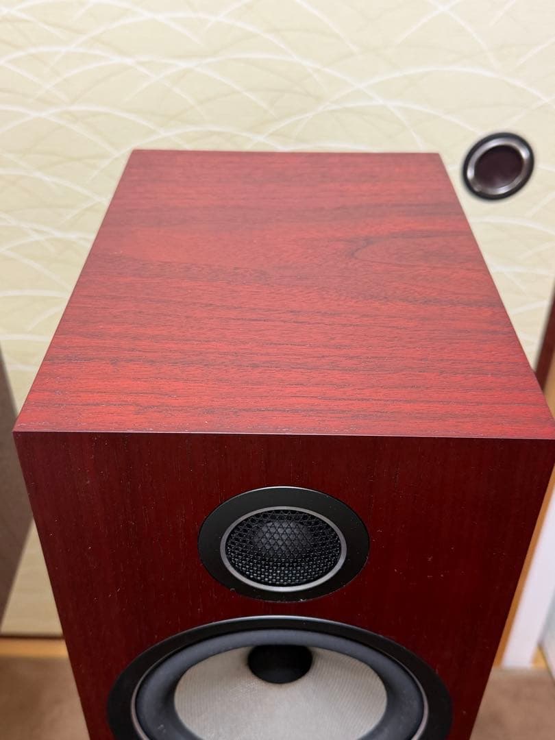 Bowers & Wilkins 706 S2 スピーカー