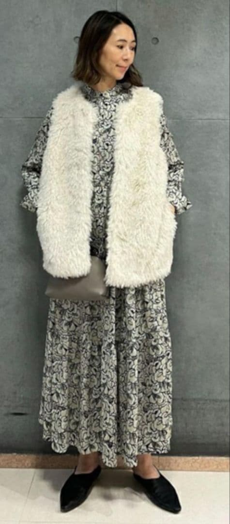 【新品未使用品】 Ballsey プードルファー クルーネックジレ タグ有り