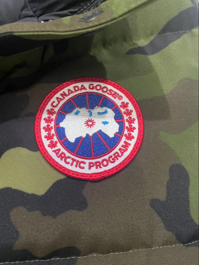   カモフラージュ ダウンベスト XS/TP