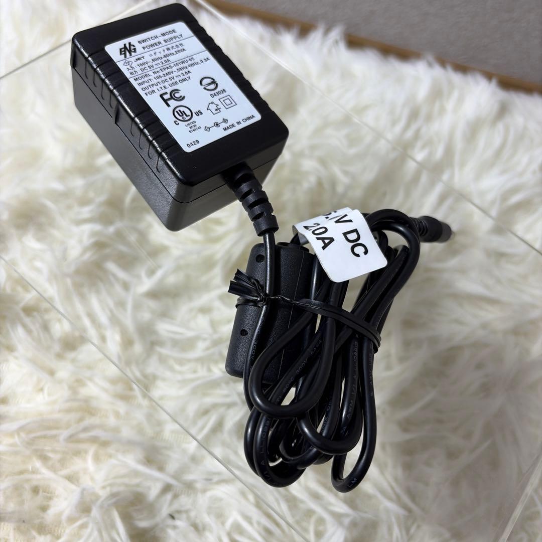 【美品】　Panasonic パナソニック　ビデオカメラ　HC-V520M