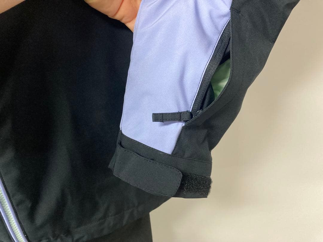 美品　ROXY スノーボードウェア 子ども用 セット 150