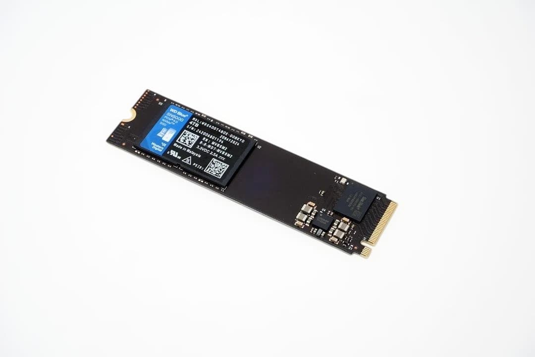 WD NVMe SSD sn5000 4TB ２枚 ポータブルSSDケース付き