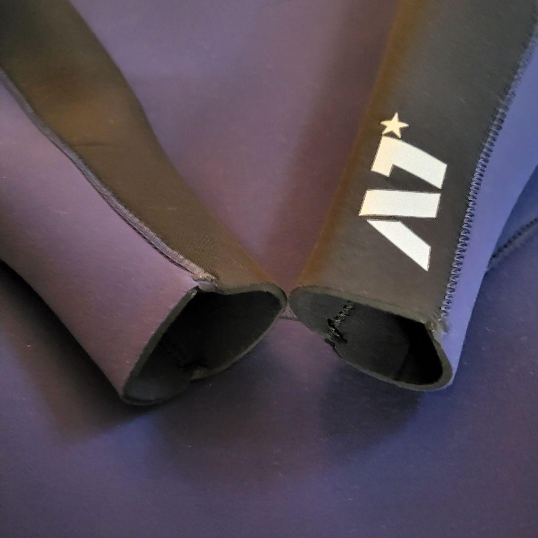 AIRTIGHTメンズ【美品】 ⭐️Mフルスーツ3/2㎜チェストジップ