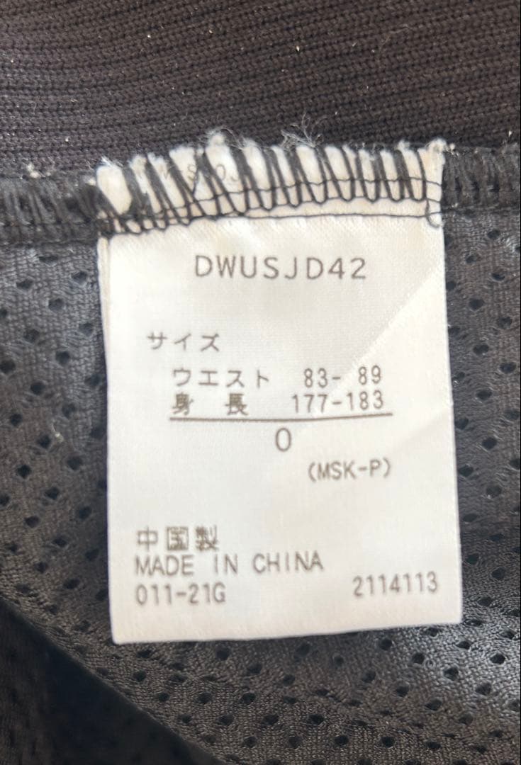 デサント　チームデサント　中綿ミドラーパンツジャケットセット　黒