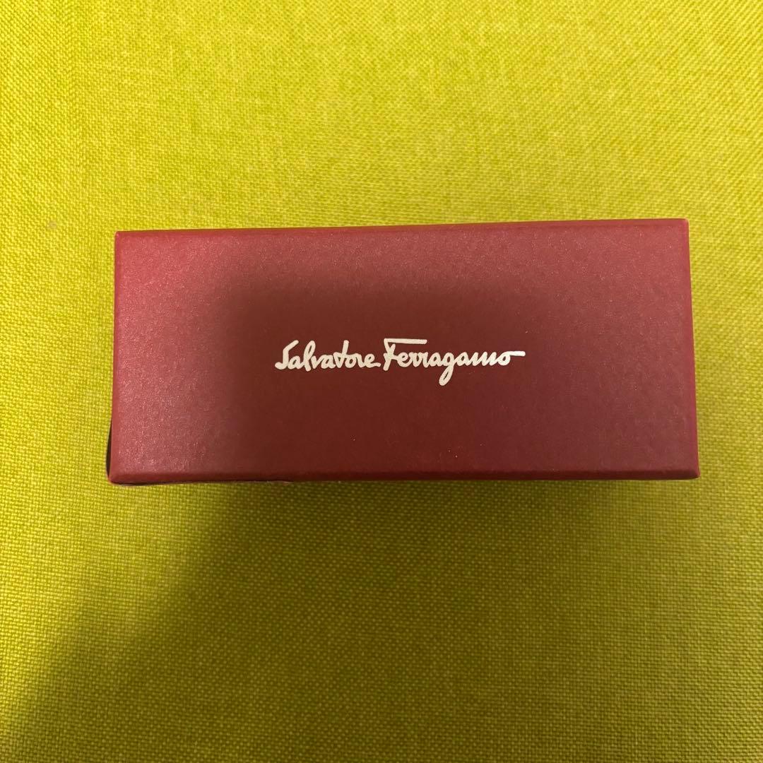 Salvatore Ferragamo ブラック バレッタ