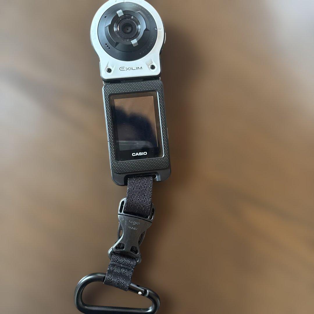 美品！CASIOデジカメ　EXILIM EX-FR10