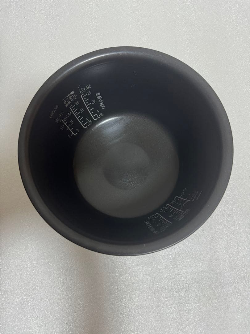 Zojirushi IH炊飯器 NW-KA10 1.0L 黒 動作品