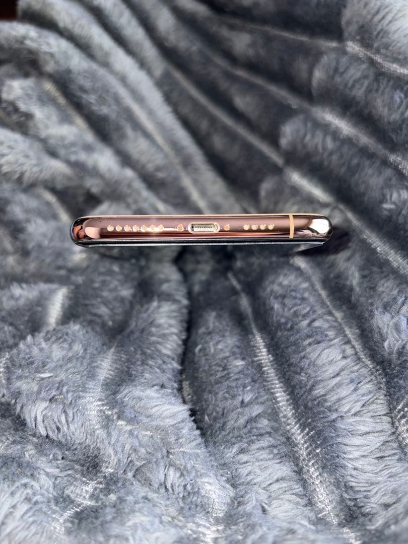 【美品】スマートフォン 本体　iPhone11 promax 64GBゴールド